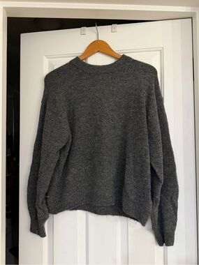 H&M Charcoal Gray Crewneck Sweater